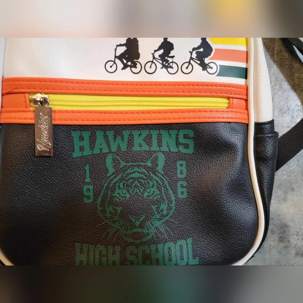 Stranger Things mini backpack - Picture 2 of 7